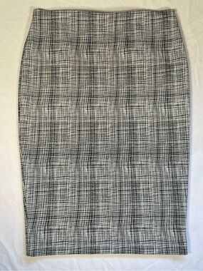 Vince Camuto Black and White Grid Pencil Skirt